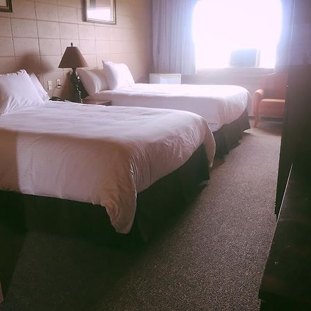 Vegreville Garden Inn Ngoại thất bức ảnh
