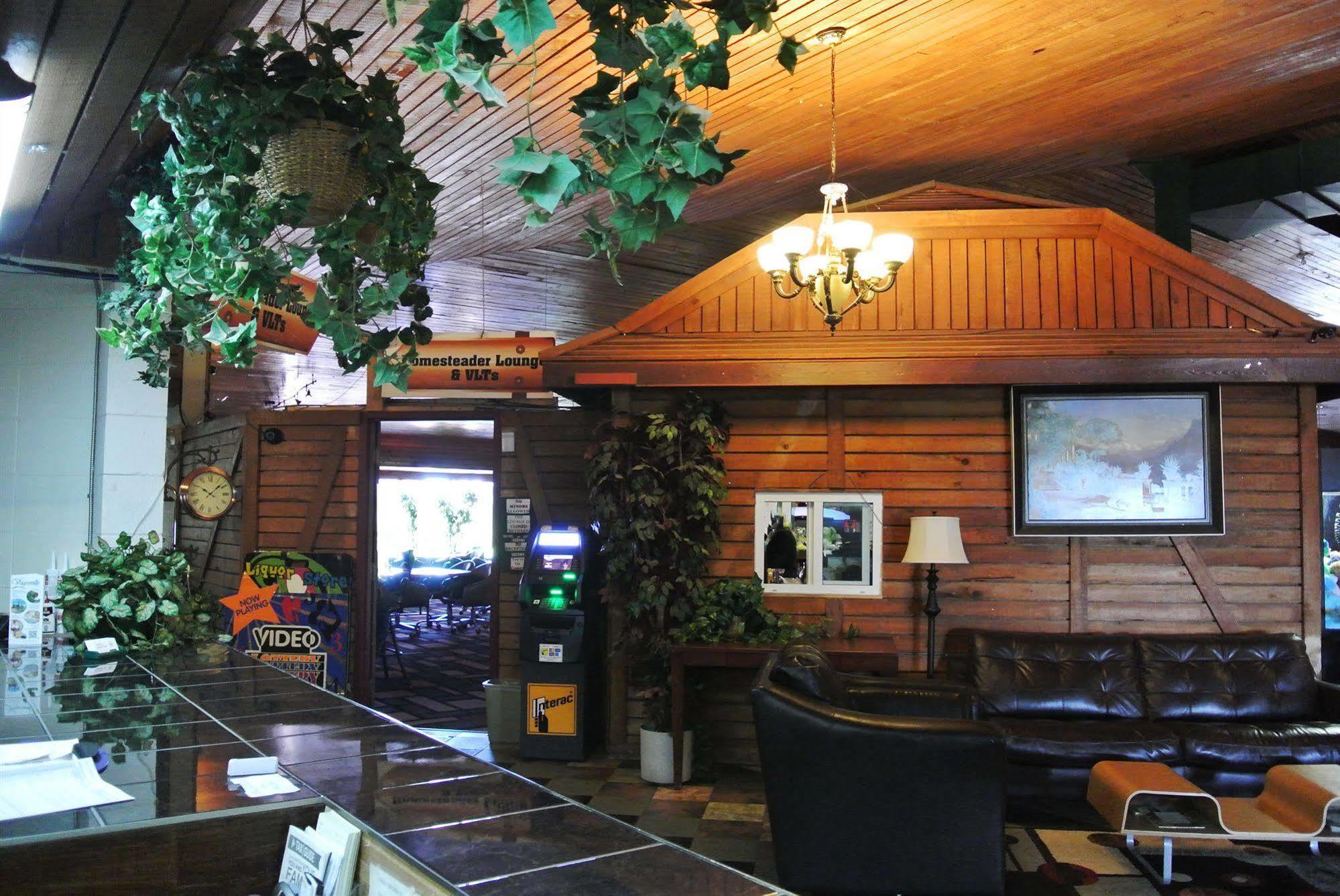 Vegreville Garden Inn Ngoại thất bức ảnh